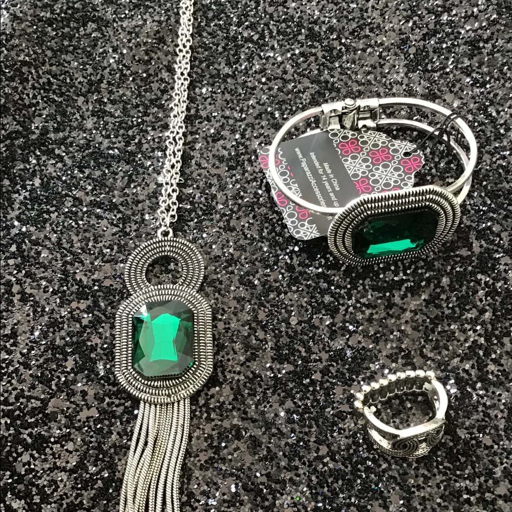 Included necklace and bracelet only. $10